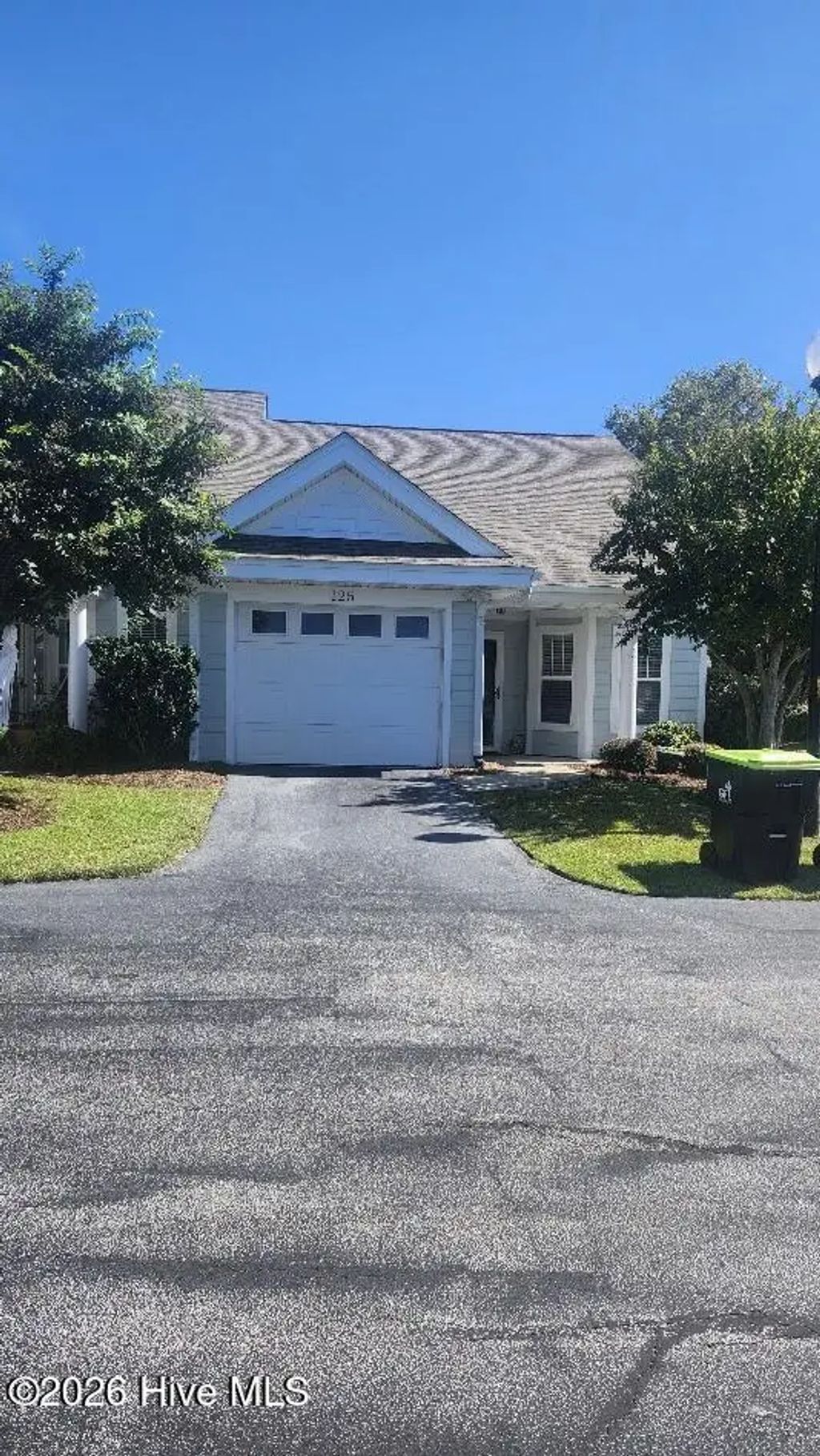 125 Willow Pond Drive, Morehead City