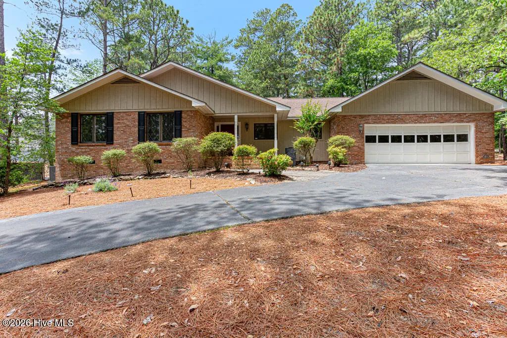 25 Firestone Lane, Pinehurst