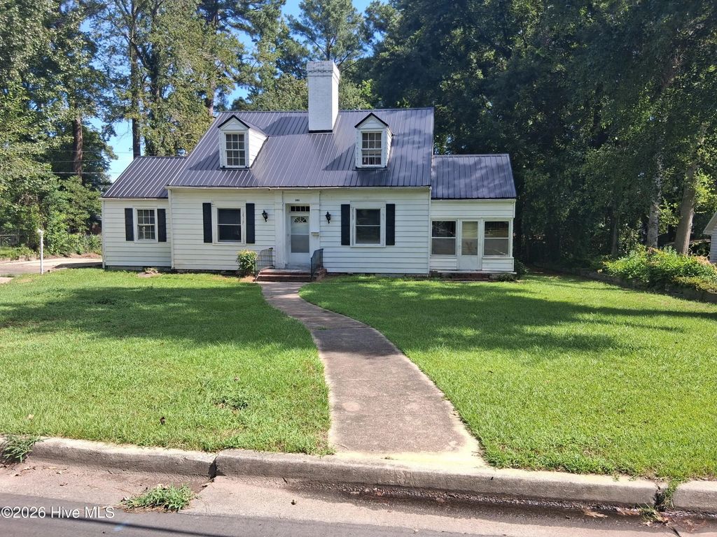 404 Wilson Avenue, Kinston