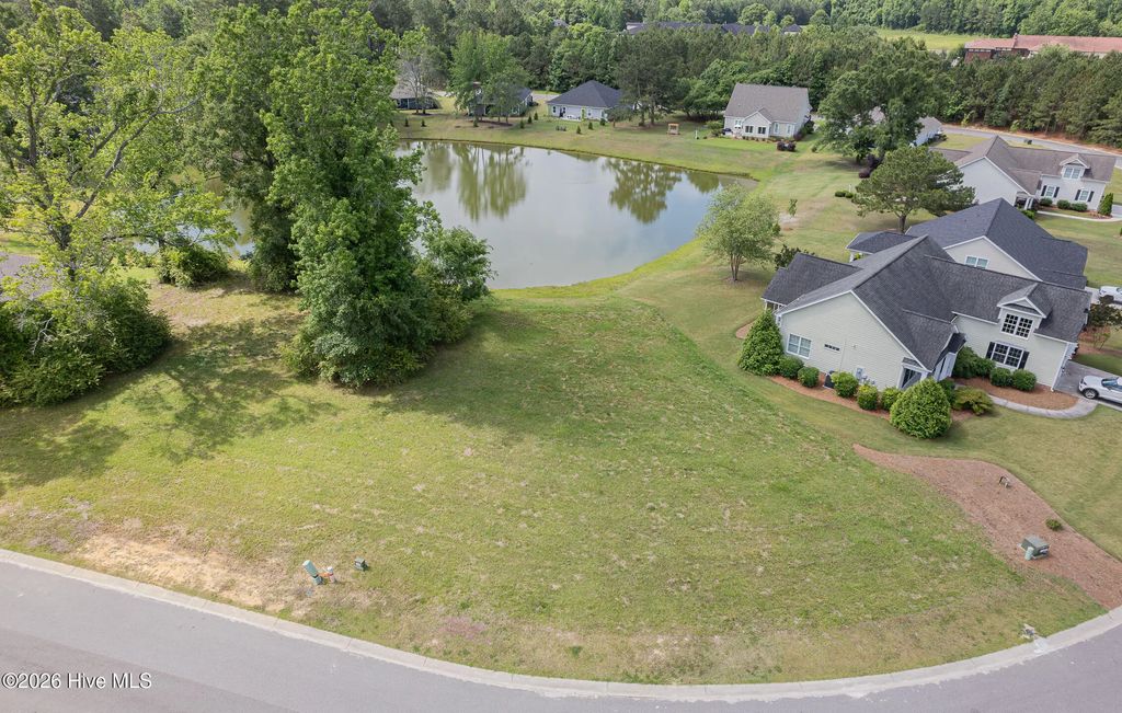 111 Firethorn Circle, Wallace