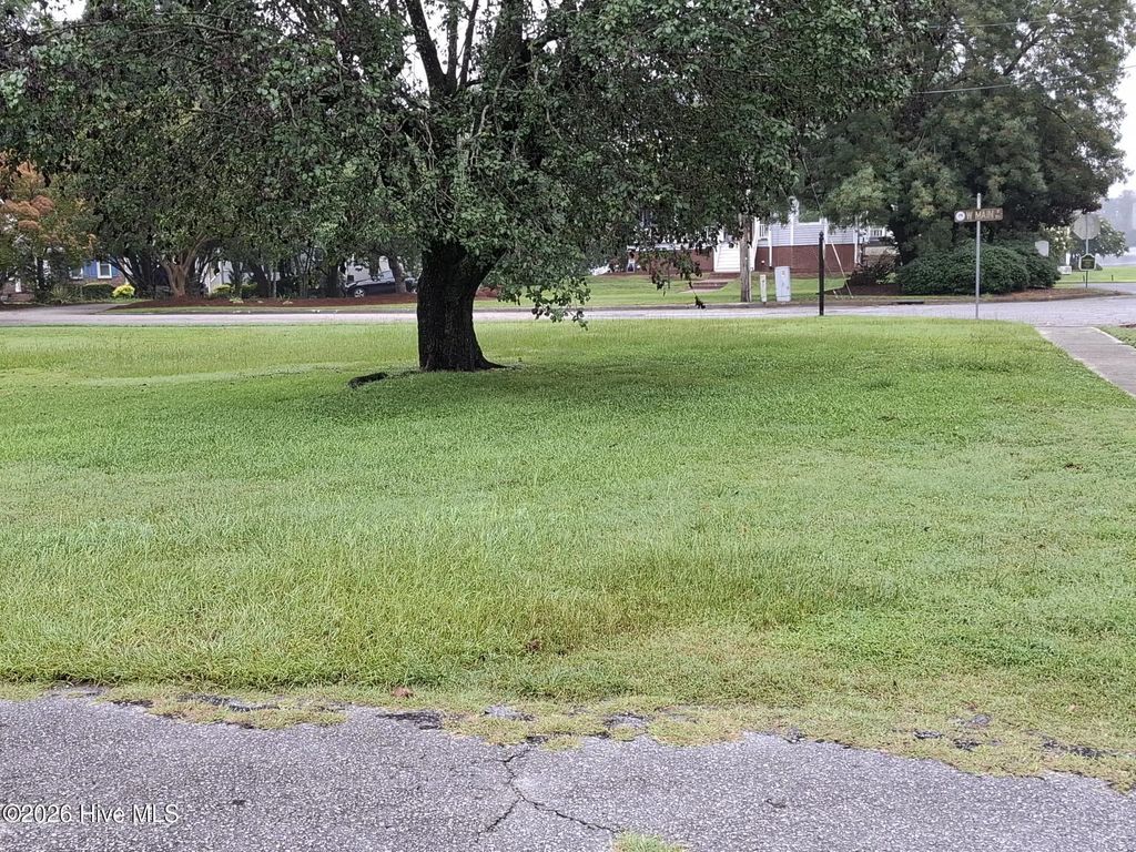 Lot 1 W Main West Street, Washington