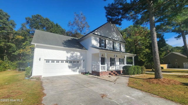 109 Forest Lane, Swansboro