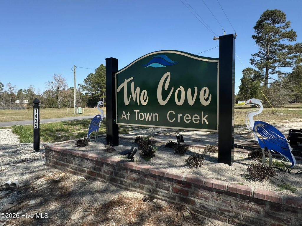304 The Cove Lane Ne, Leland