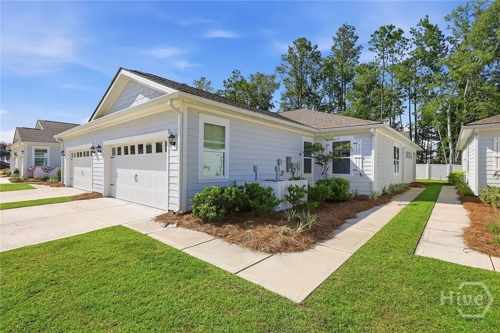 152 Holloway Hill, Pooler
