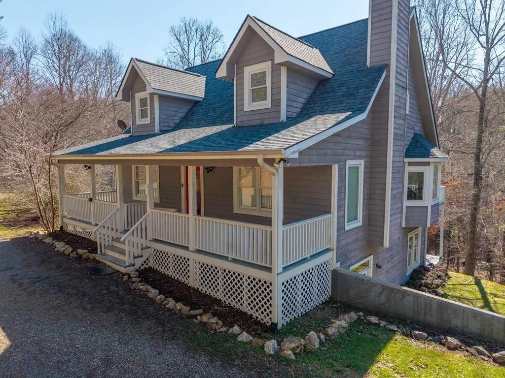 71 Mountain Willow Lane, Bellview