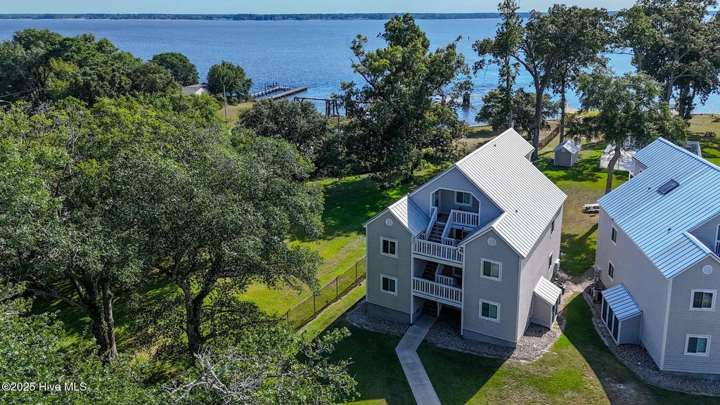89 Country Club Drive Apt A3, Minnesott Beach