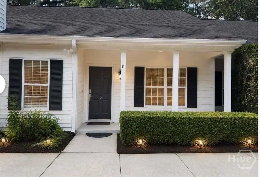 5 Kingslan Court, Savannah
