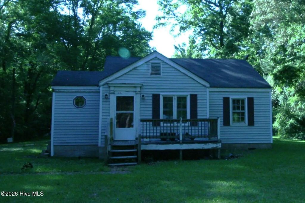 326 Roxie Reese Road, Plymouth