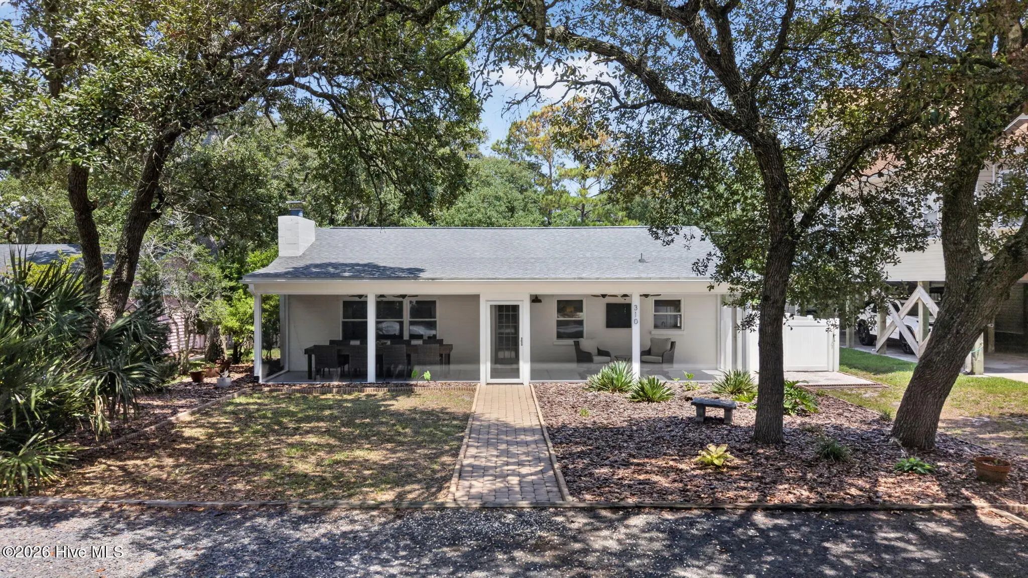 310 Se 79th Street, Oak Island