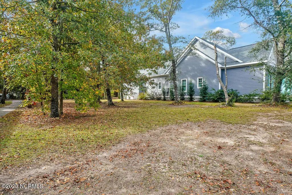 411 Fire Fly Lane, Southport