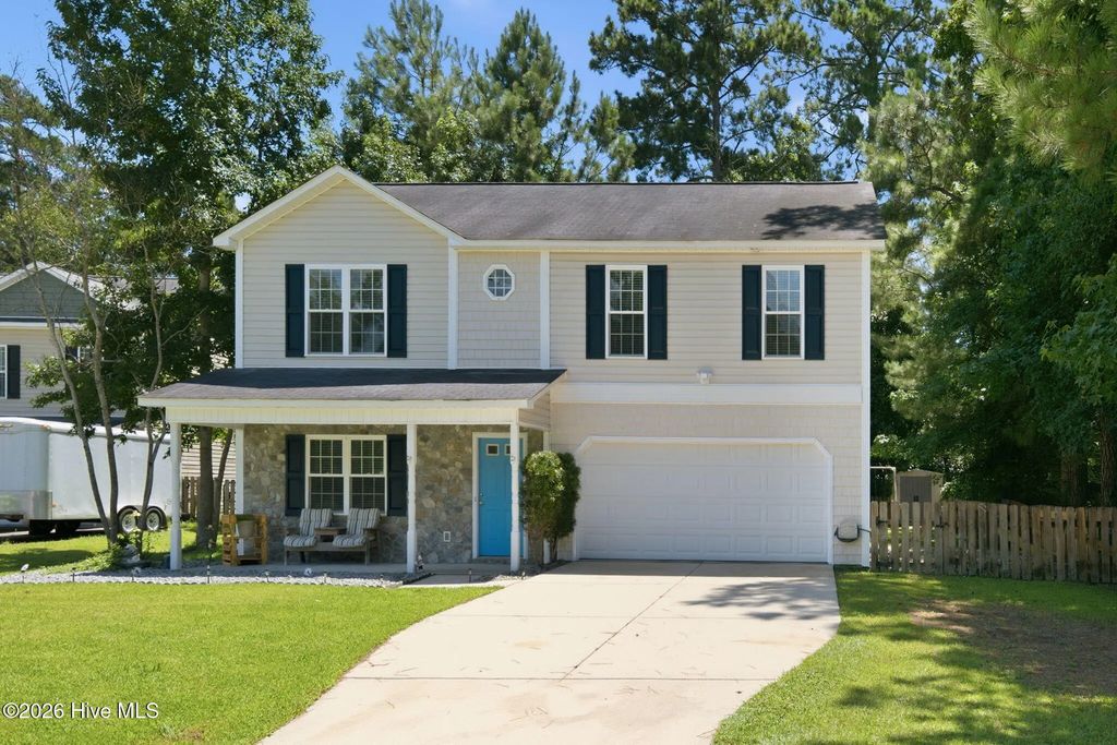 128 Hunting Wood Lane, New Bern
