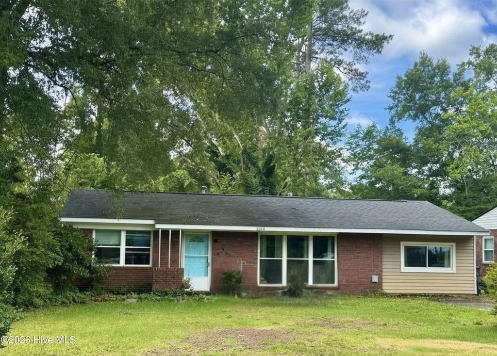 854 Lake Terrace Drive, Richmond
