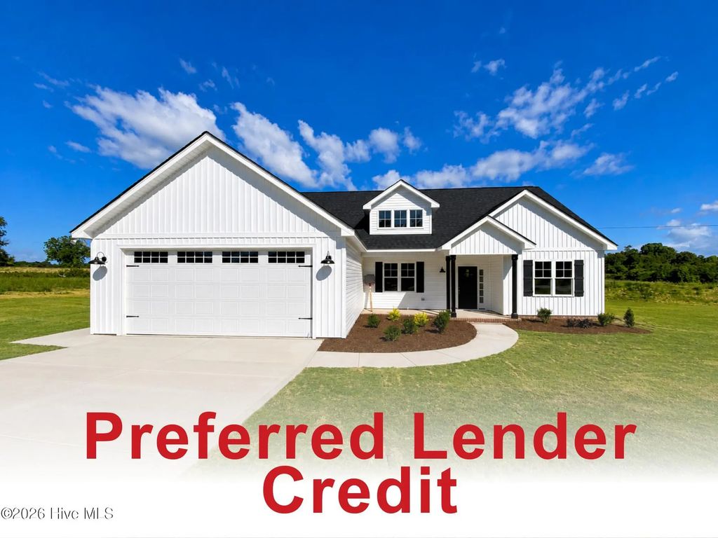 205 N Rabbit Run Drive, Smithfield