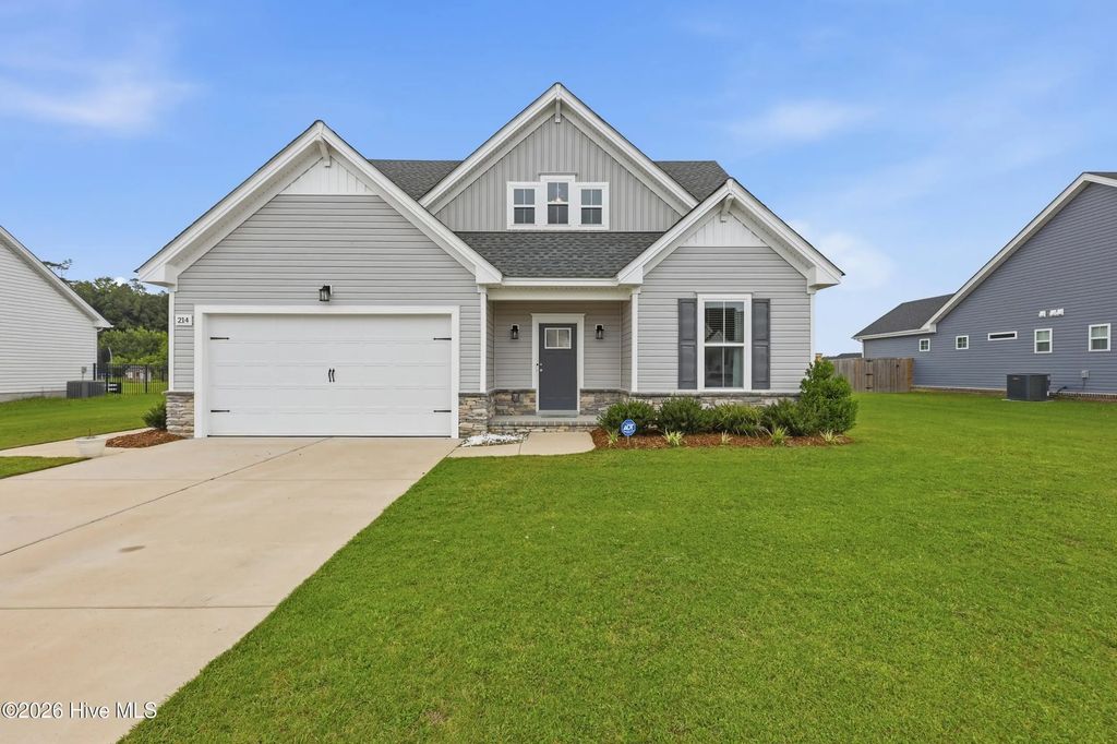 214 Pleasant Drive, Elizabeth City