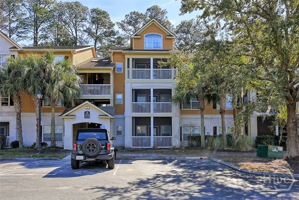 1304 Walden Park Drive, Savannah