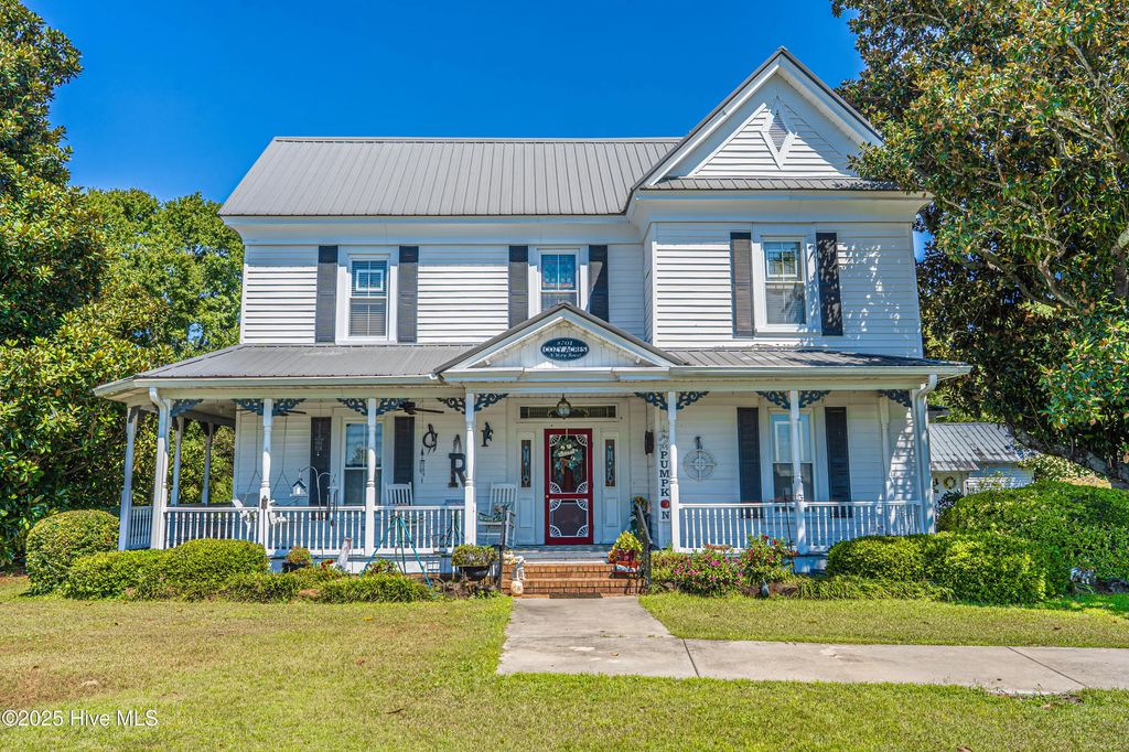 8701 X Way Road, Gibson