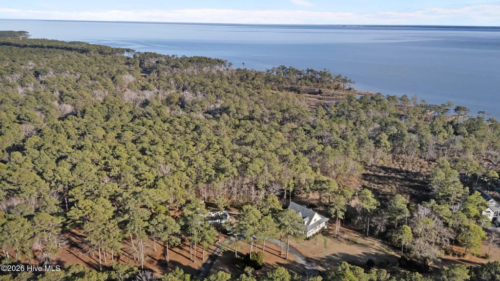 33 Neuse Winds Drive, Oriental