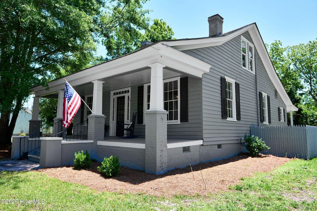 319 W Grubb Street, Hertford