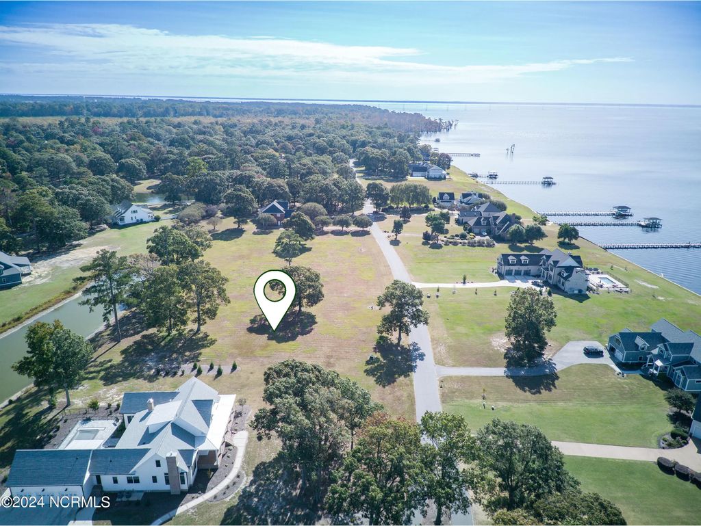 341 Bay Point Drive, Edenton