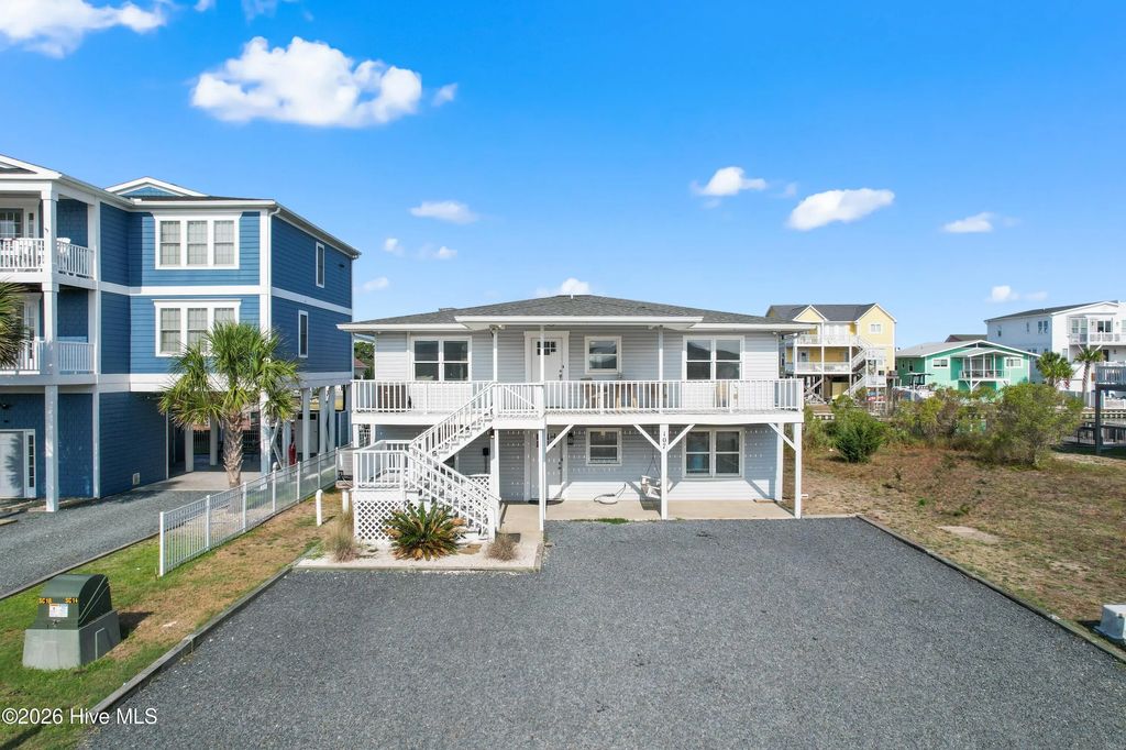 107 Lions Paw Street, Holden Beach