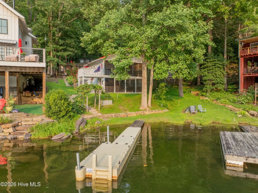 21 Nantahala Terrace, Lake Santeetlah