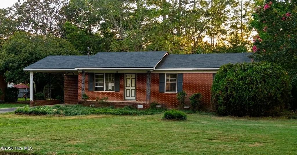 2554 Vernon Avenue, Winterville