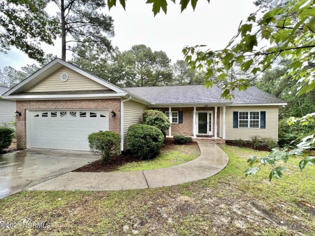 150 Sandhills Circle, Pinehurst