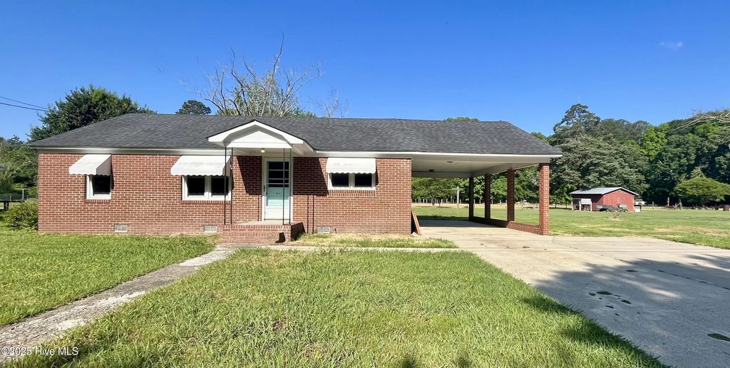 1005 Parsonage Street, Elizabeth City