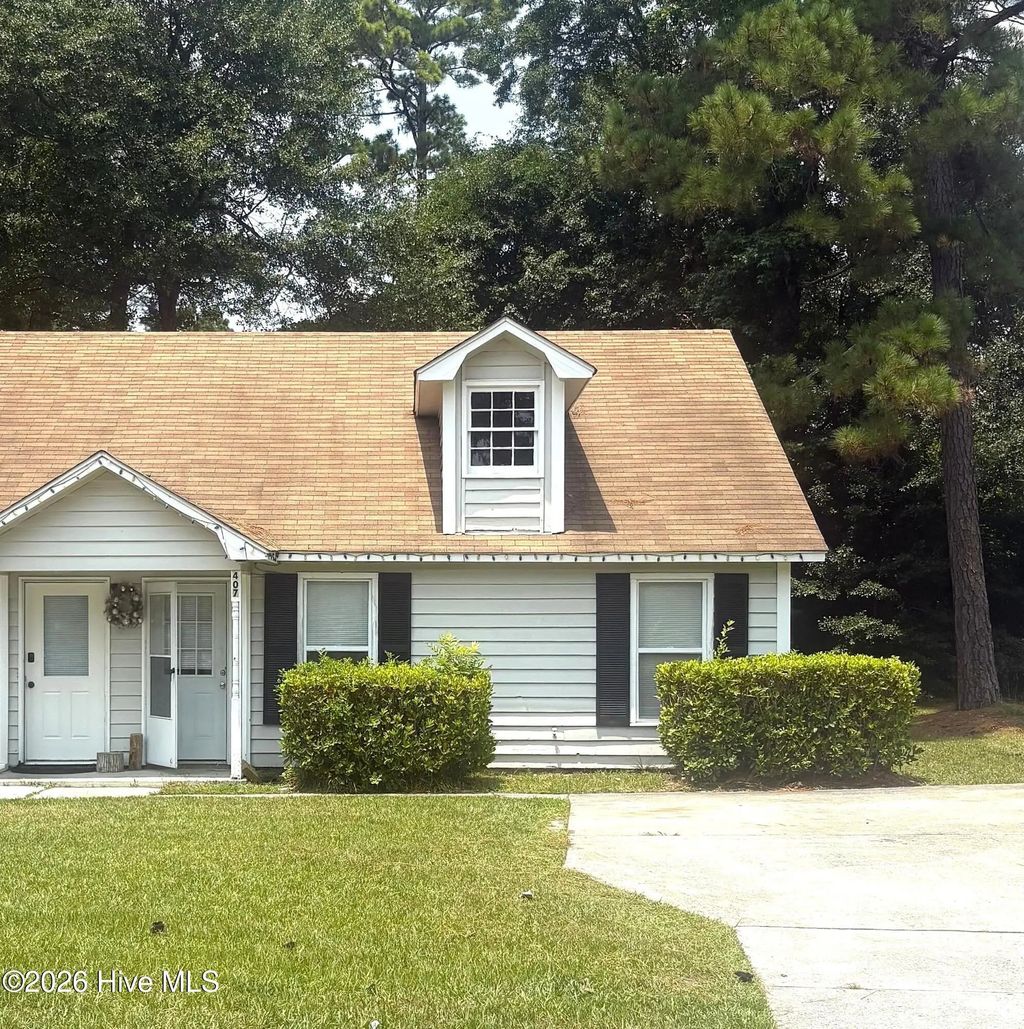 407 Lennon Drive, Wilmington