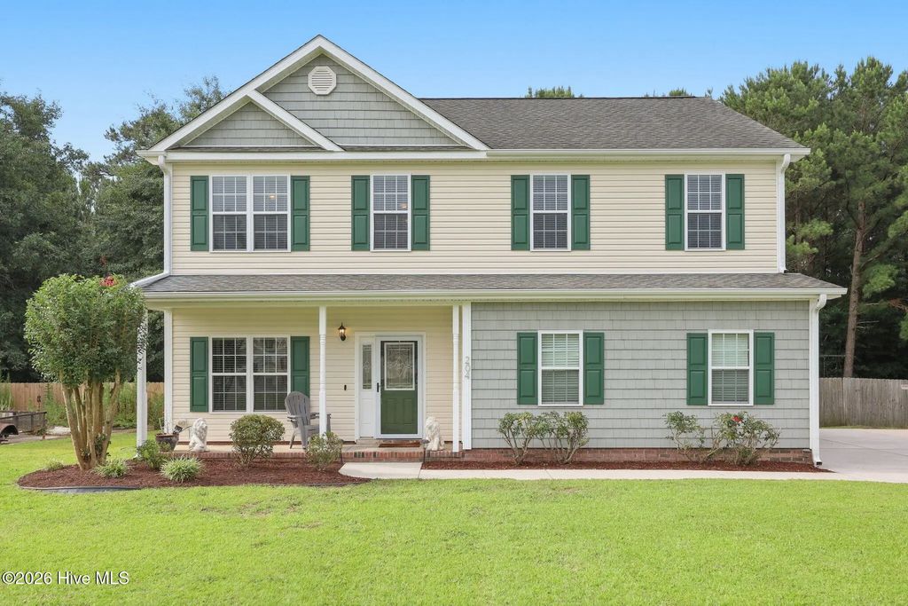 204 Bell Ridge Lane, Hubert