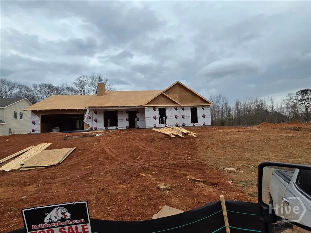 221 Windrow Trail 45, Statham
