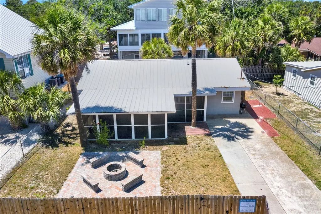109 Lovell Avenue, Tybee Island