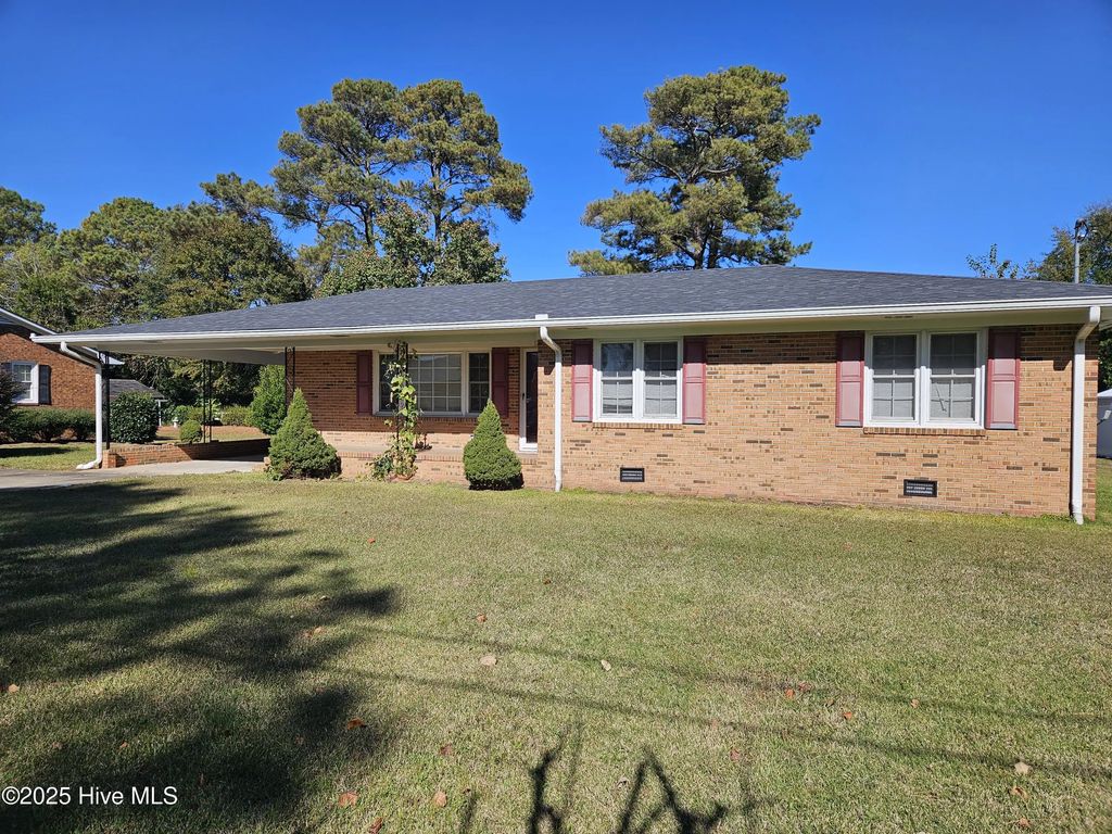 124 Kimberly Drive, Clinton
