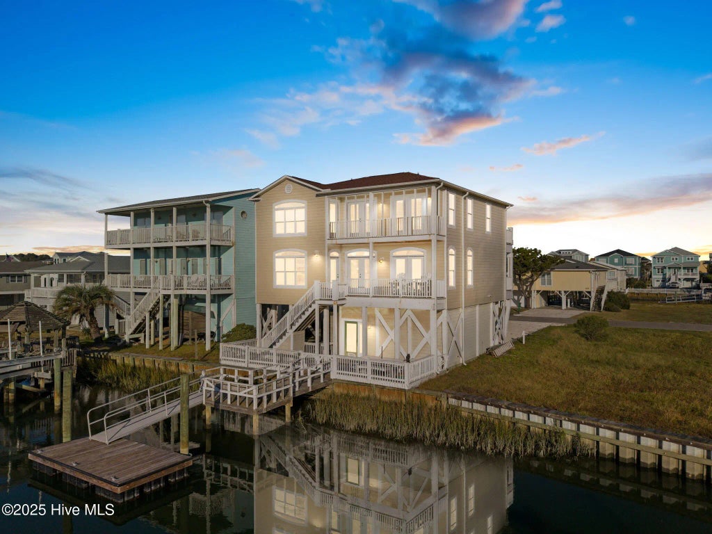 109 Salisbury Street, Holden Beach