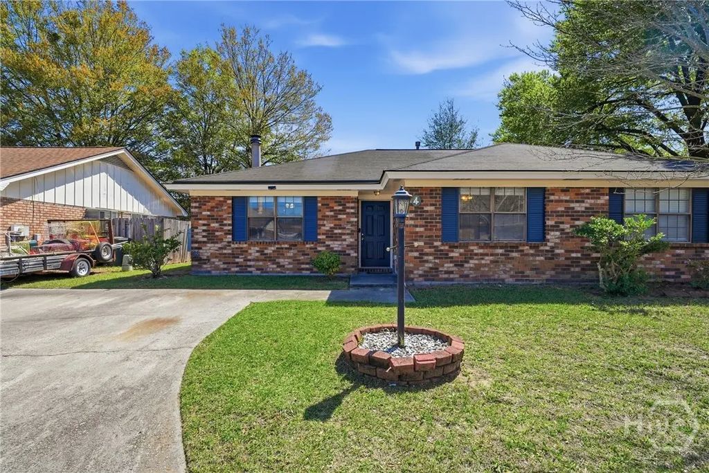 4 Flowering Peach Court, Savannah