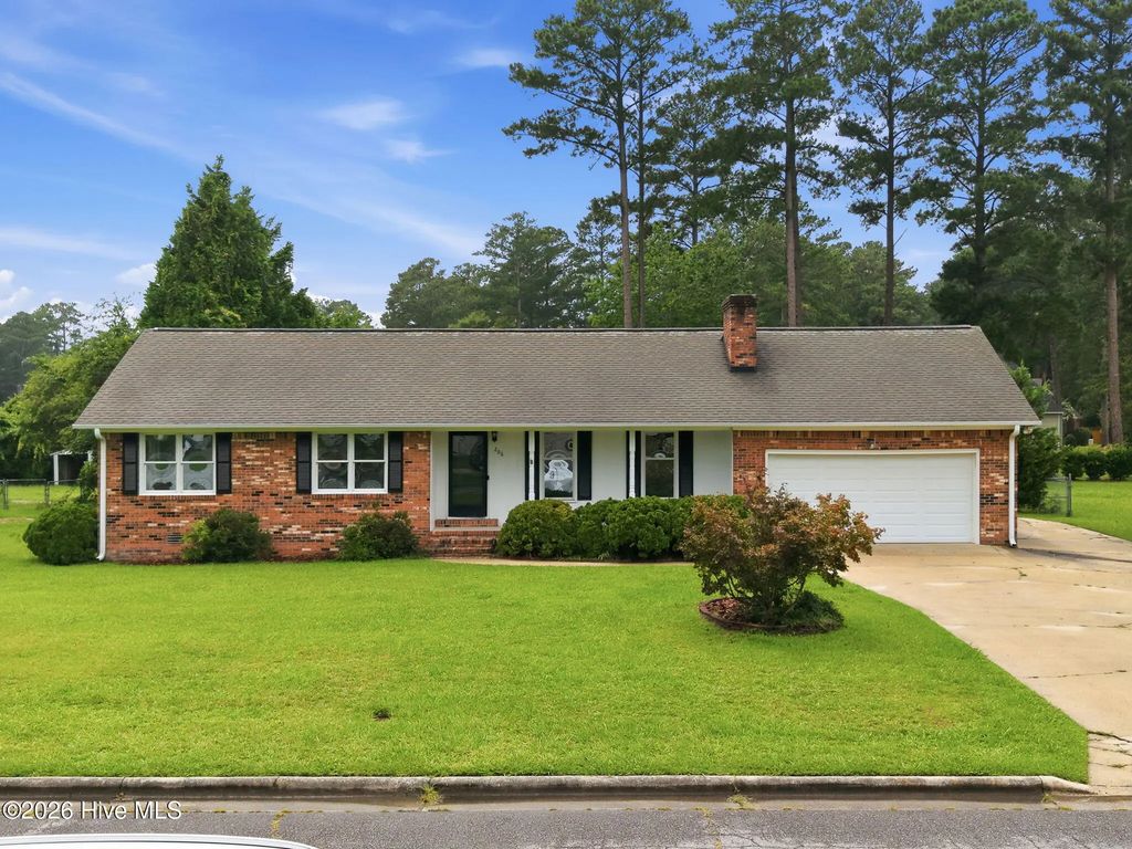206 Ellison Drive, Washington