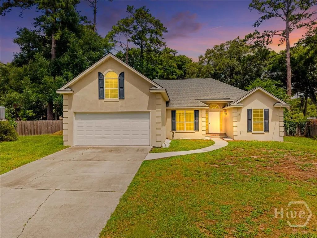 213 Fish Hawk Lane, Savannah