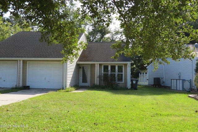 611 Ragan Road, Oriental