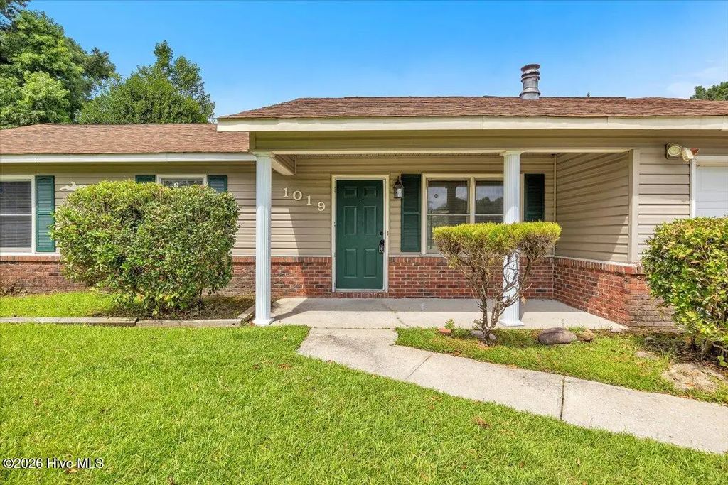 1019 Blue Leaf Place, Jacksonville