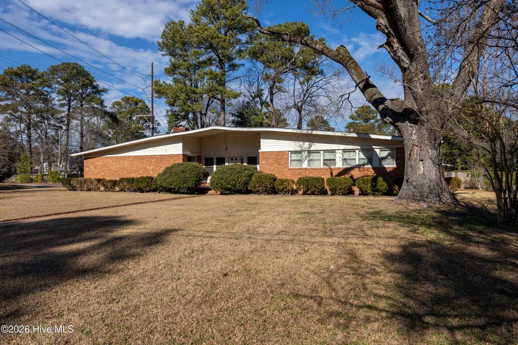 3416 Hawthorne Road, Rocky Mount
