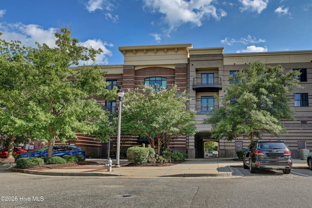 6831 Main Street Unit 314, Wilmington