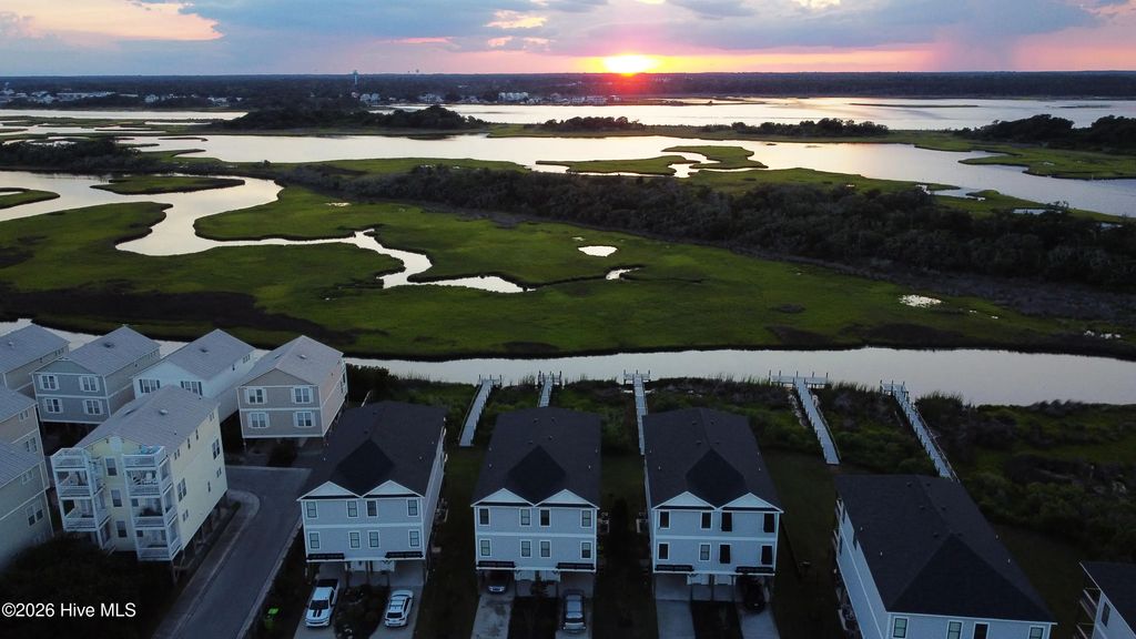 813 N New River Drive B, Surf City