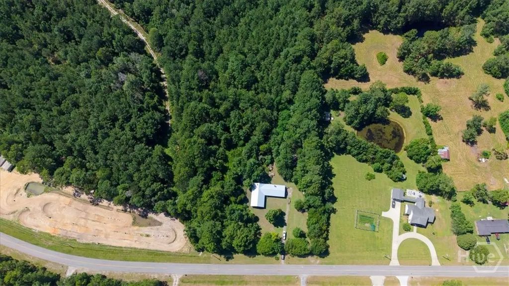 202 Nease Road, Guyton