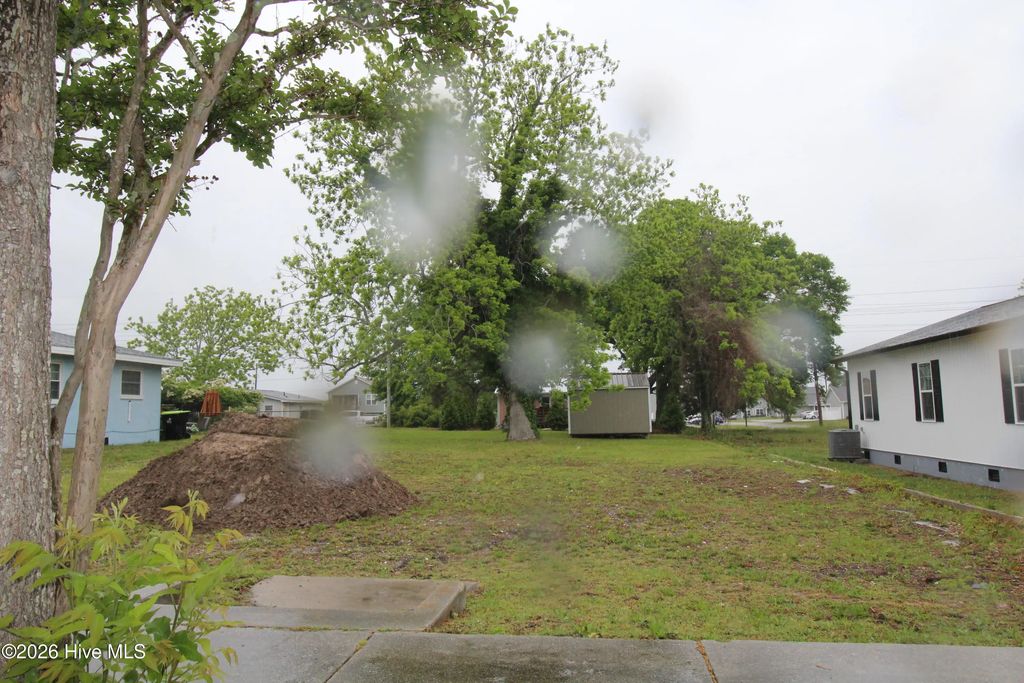 1308 Fisher Street, Morehead City