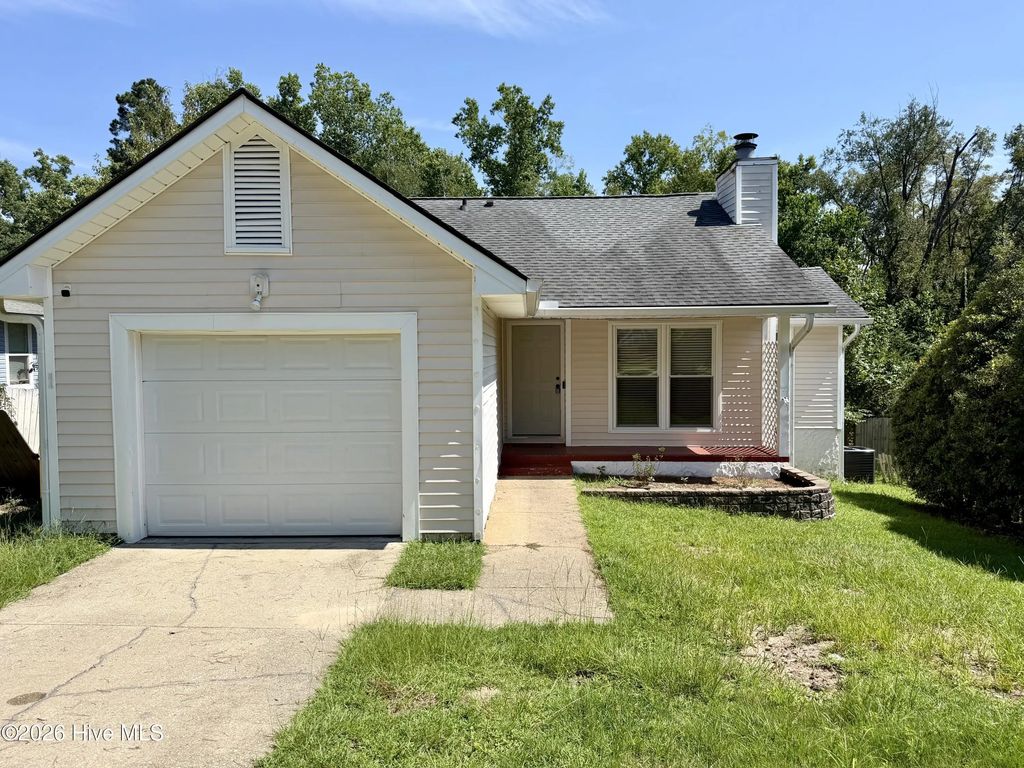 1375 Worstead Drive, Fayetteville