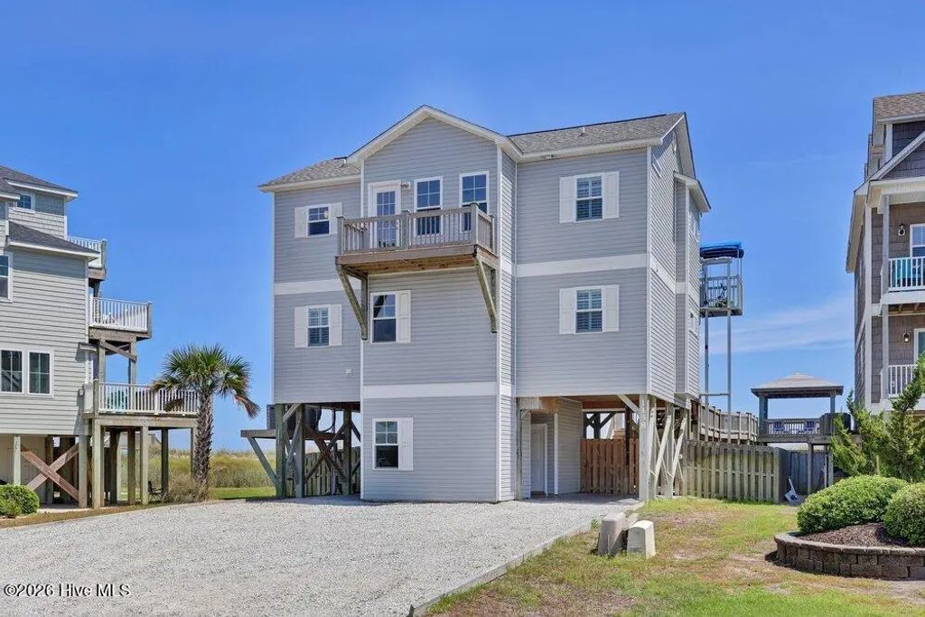 1138 New River Inlet Road, North Topsail Beach