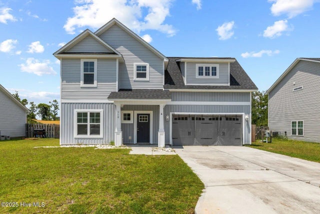 318 Holbrook Lane, Hubert