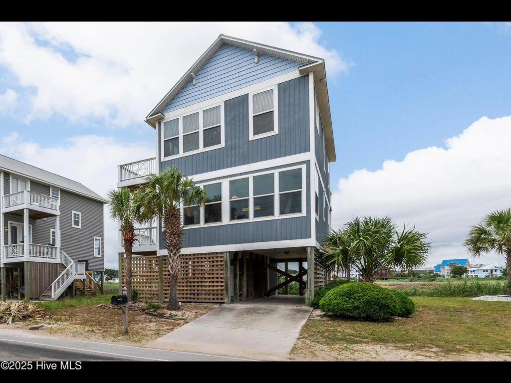 1701 Canal Drive, Carolina Beach