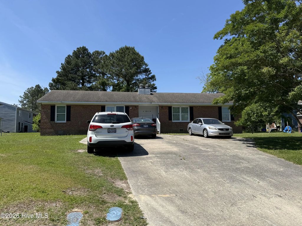 103 Mosby Circle A/b, Greenville