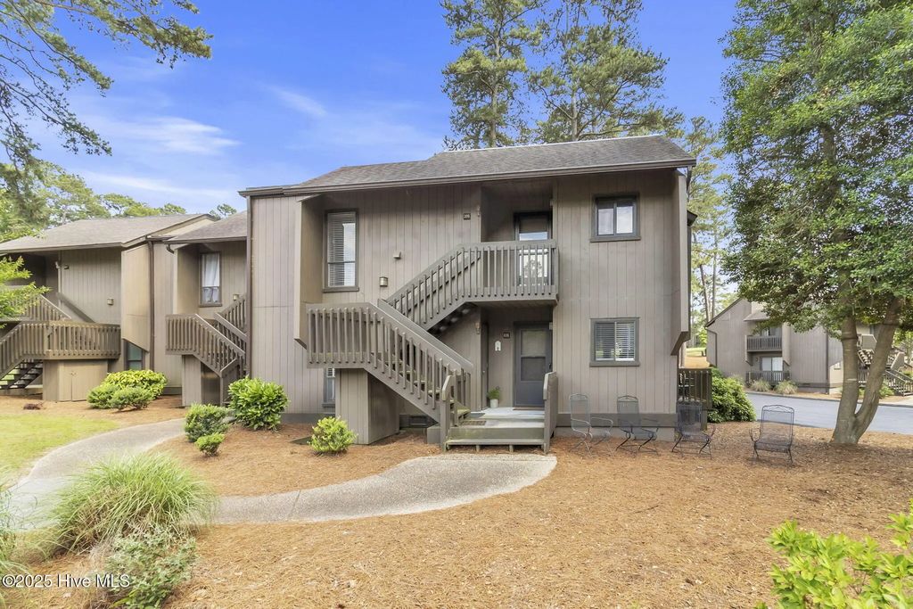 800 Saint Andrews Drive # 205, Pinehurst
